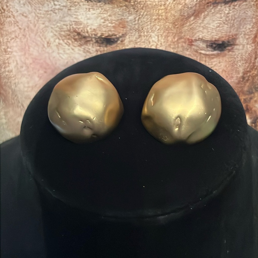 Ciner Clip On Earrings High End Vintage Chunky Golden Mate Finish